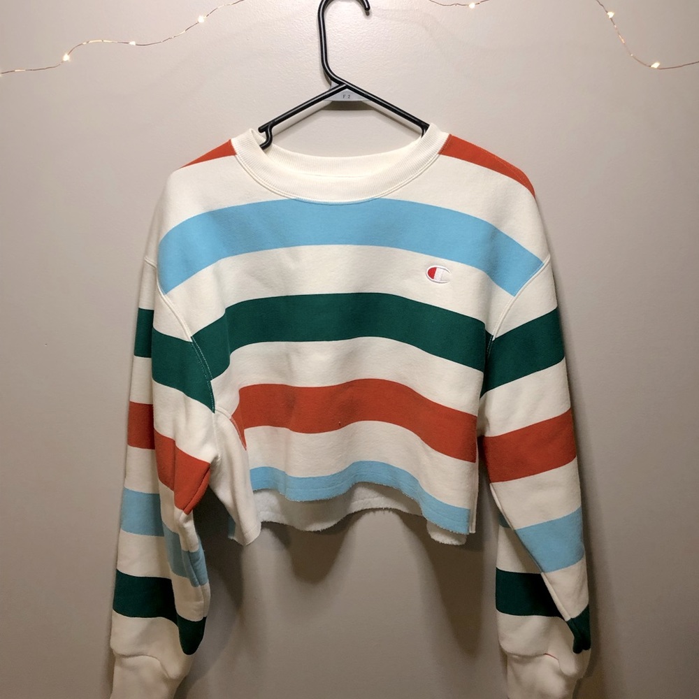 Cropped champion sweatshirt